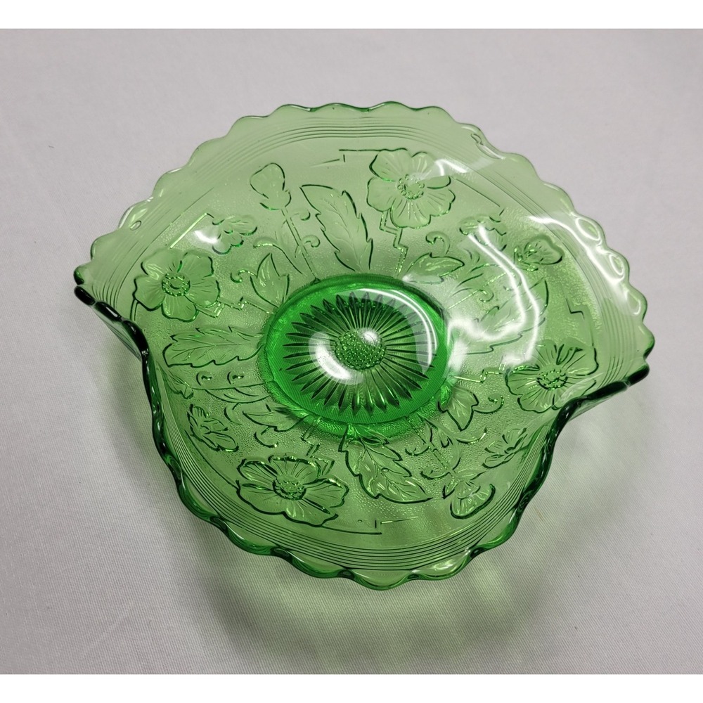 Northwood Glass Company (EAPG) "Mikado" Green Glass Dish Bowl Vintage 1905-08